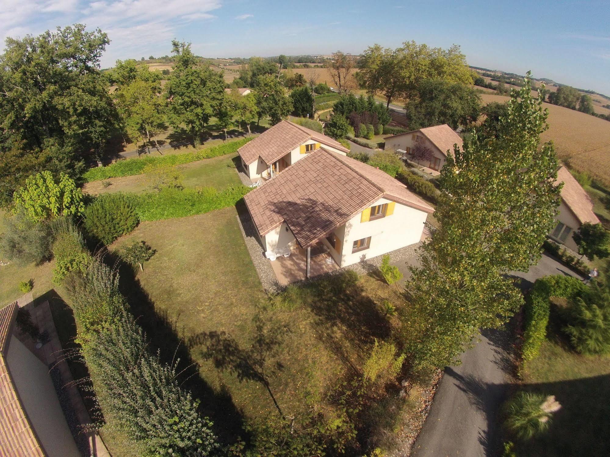 Residence Chateau De Barbet Lombez Esterno foto